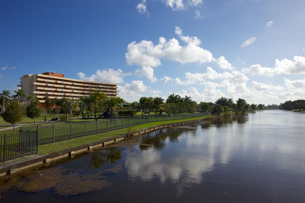 Chateau Mar Golf Resort, Trademark Collection By Wyndham Lauderhill Esterno foto