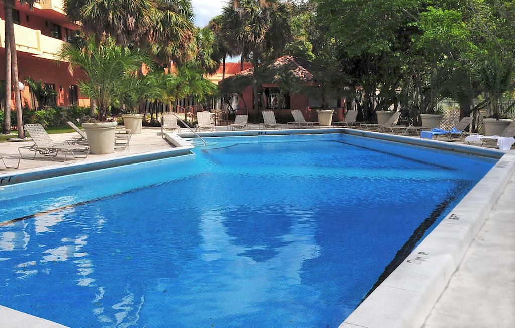 Chateau Mar Golf Resort, Trademark Collection By Wyndham Lauderhill Esterno foto